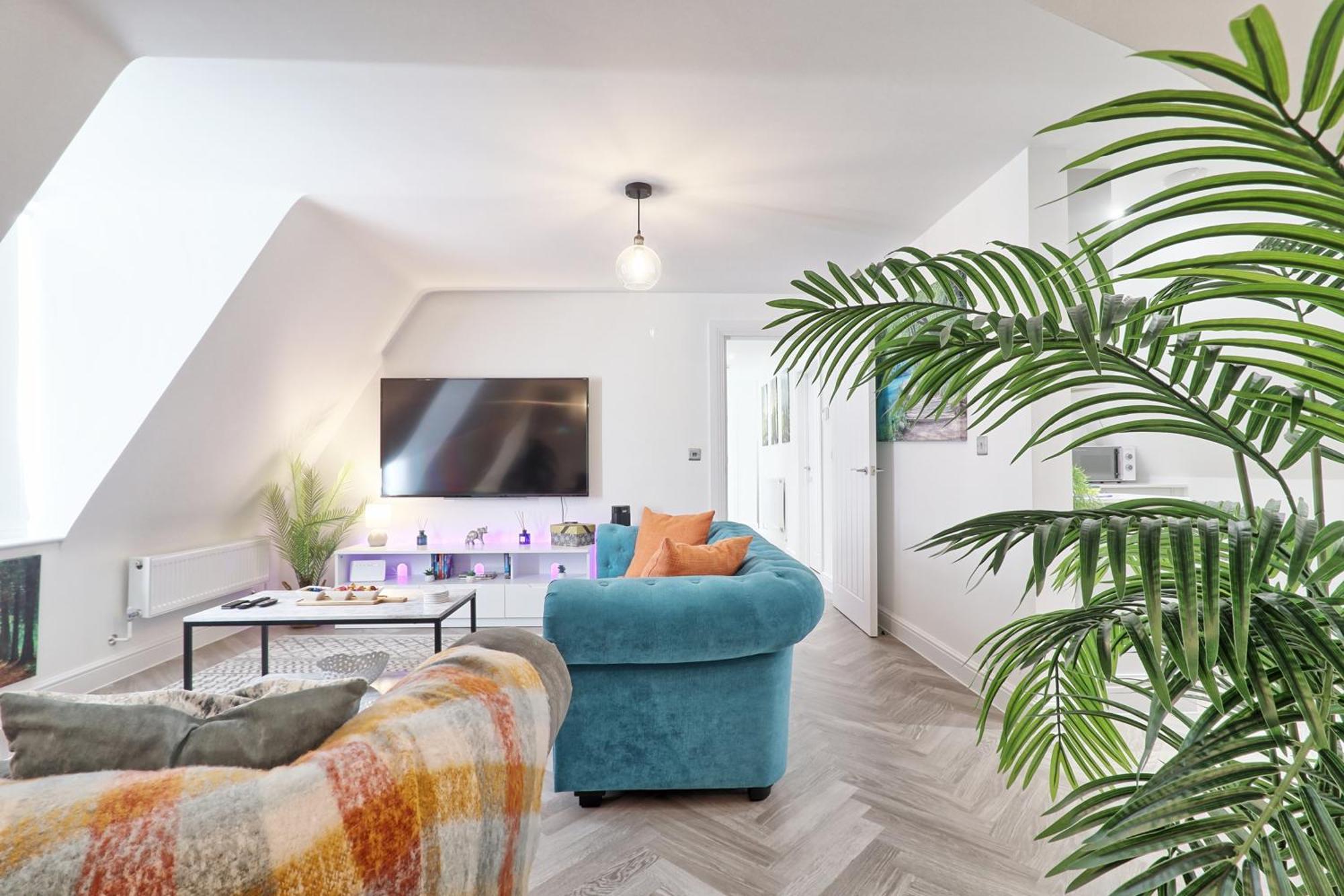 Writtle Massive 4 Bedroom Apartment With Parking In Gorgeous Countryside Location & Short Drive To Chelmsford City Centre Contractors Welcome Exteriér fotografie